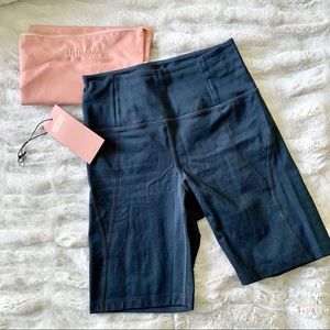 NWT Girlfriend Collective High-Rise Bike Short